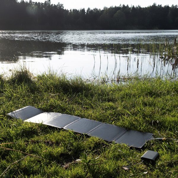 Aqiila Solcellsladdare Sunbird P56